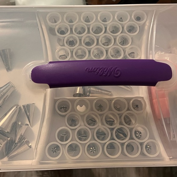 Decorator Preferred Cake Decorating Set, 48-Piece Cake Decorating Tips - Picture 3 of 4